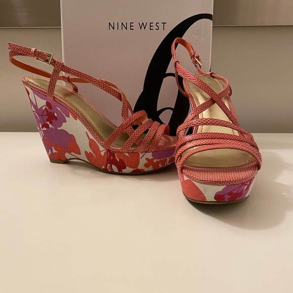 Nine West Wedge Sandal - Picture 3 of 5